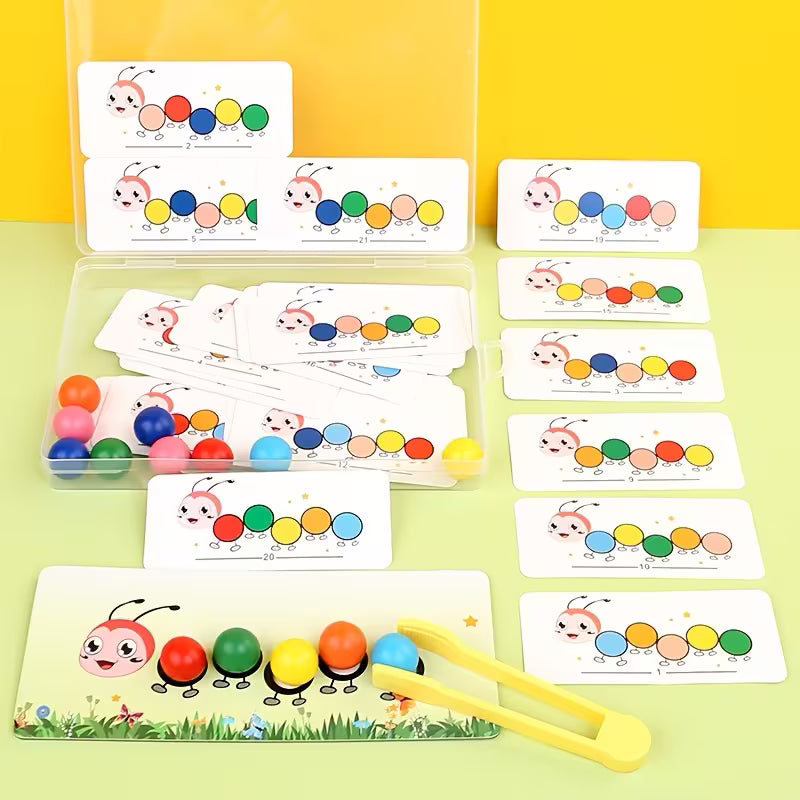 Mediniai spalvoti Montessori kamuoliukai su lavinimo kortelėmis, skirti smulkiajai motorikai lavinti.