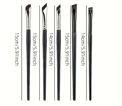 Profesionalūs juodi kampuoti šepetėliai makiažui – tikslus pravedimas ir detalės