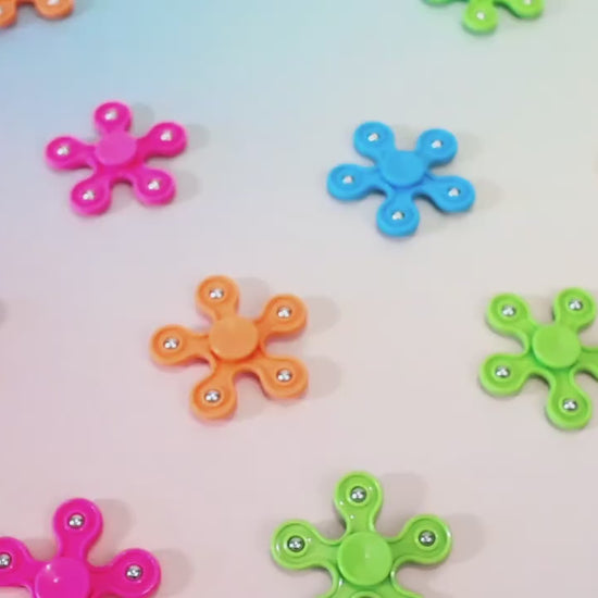 spineris, net 4 skirtingų spalvų